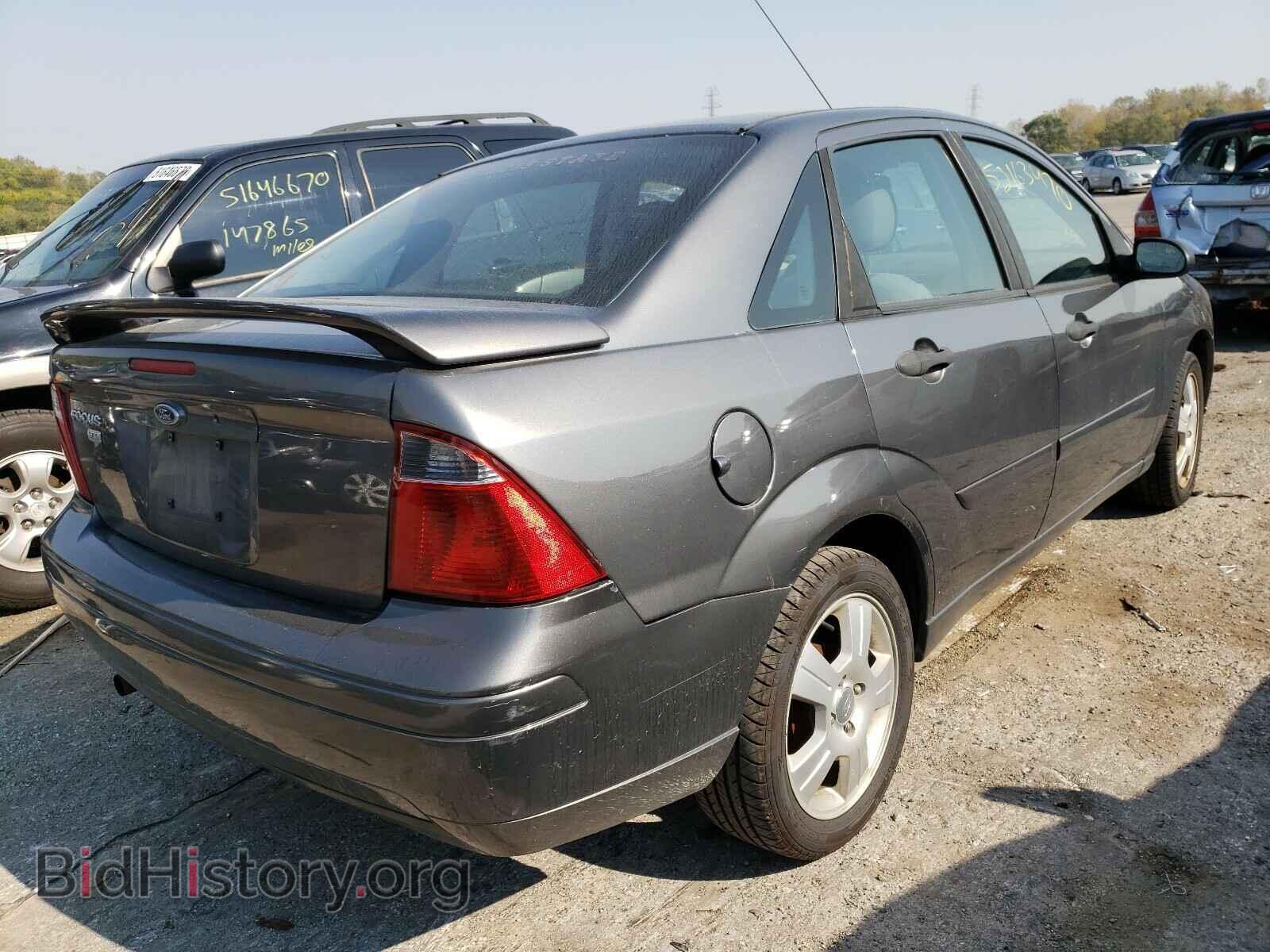 2007 FORD FOCUS - VIN: 1FAHP34N87W283833 - Фото 4