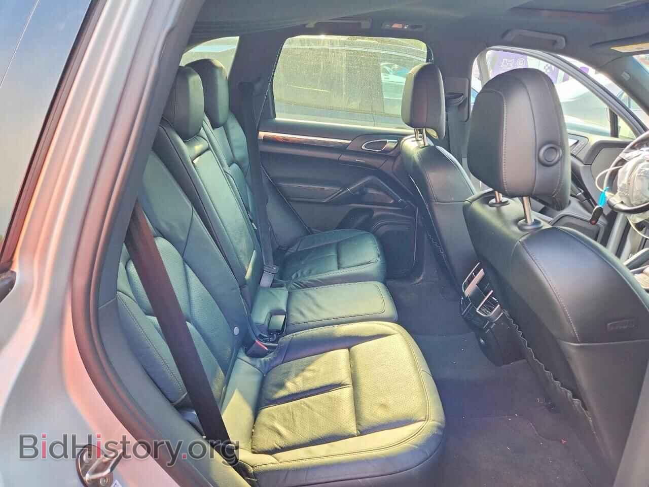2011 PORSCHE CAYENNE - VIN: WP1AB2A25BLA45834 - Photo 11