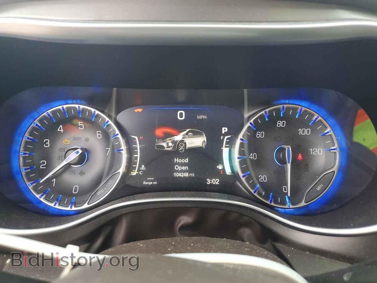 2018 CHRYSLER PACIFICA - VIN: 2C4RC1EG6JR194082 - Photo 9