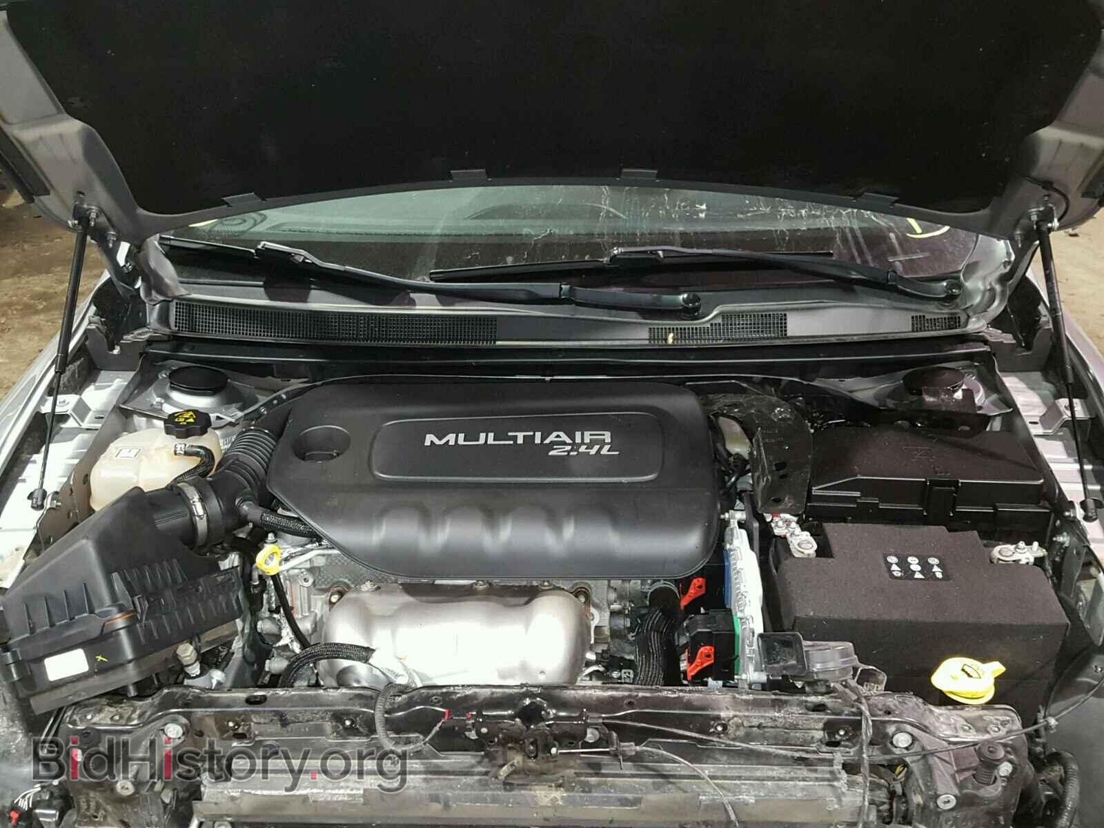 2016 CHRYSLER 200 - VIN: 1C3CCCBB1GN116300 - Фото 7