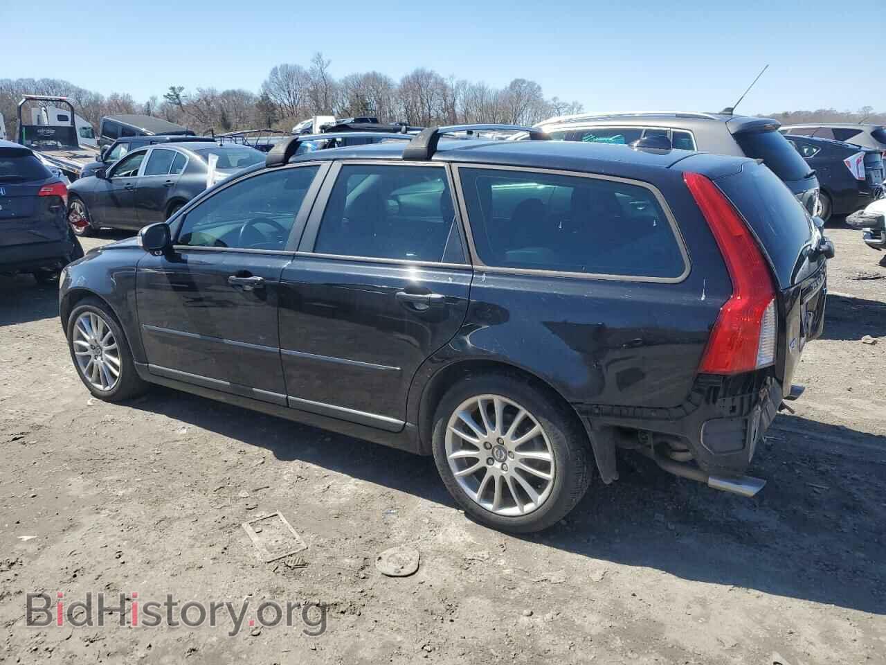 2011 VOLVO V50 - VIN: YV1672MW5B2632817 - Фото 2