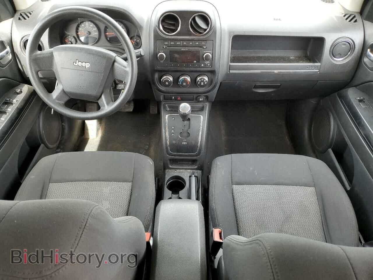 2010 JEEP COMPASS - VIN: 1J4NF4FB4AD510702 - Фото 8