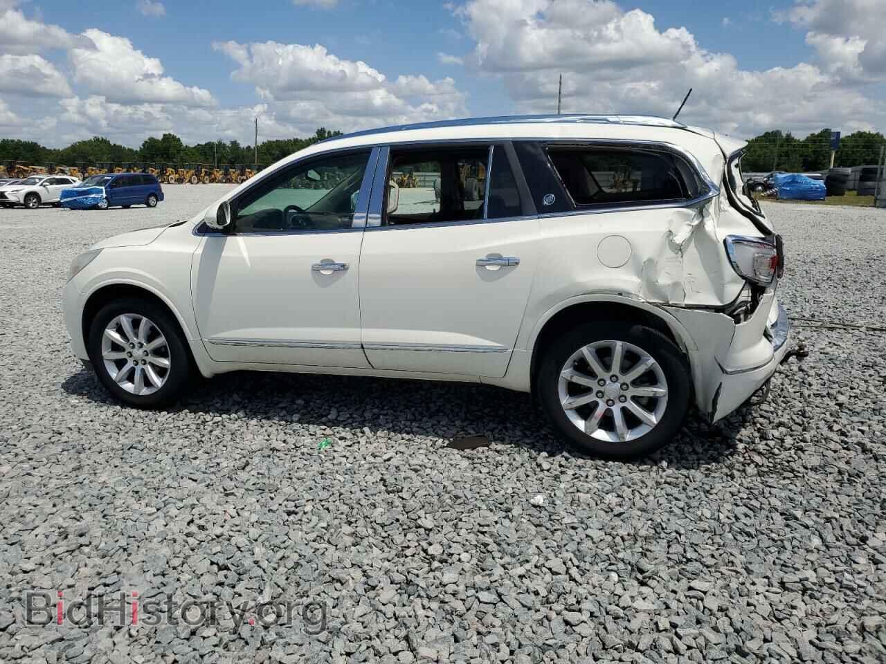 2014 BUICK ENCLAVE - VIN: 5GAKRBKD4EJ147936 - Photo 2