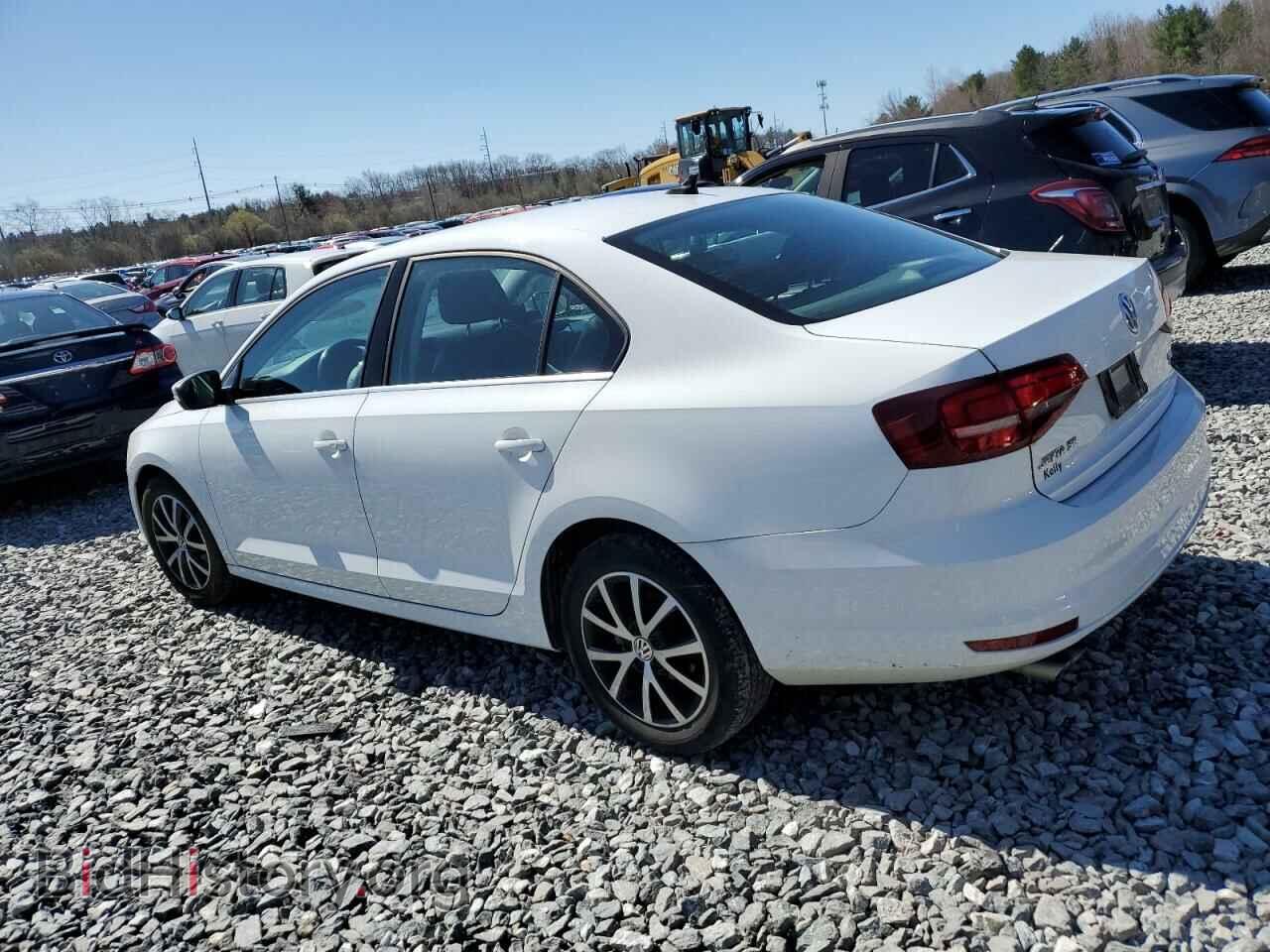 2017 VOLKSWAGEN JETTA - VIN: 3VWB67AJ2HM307151 - Фото 2