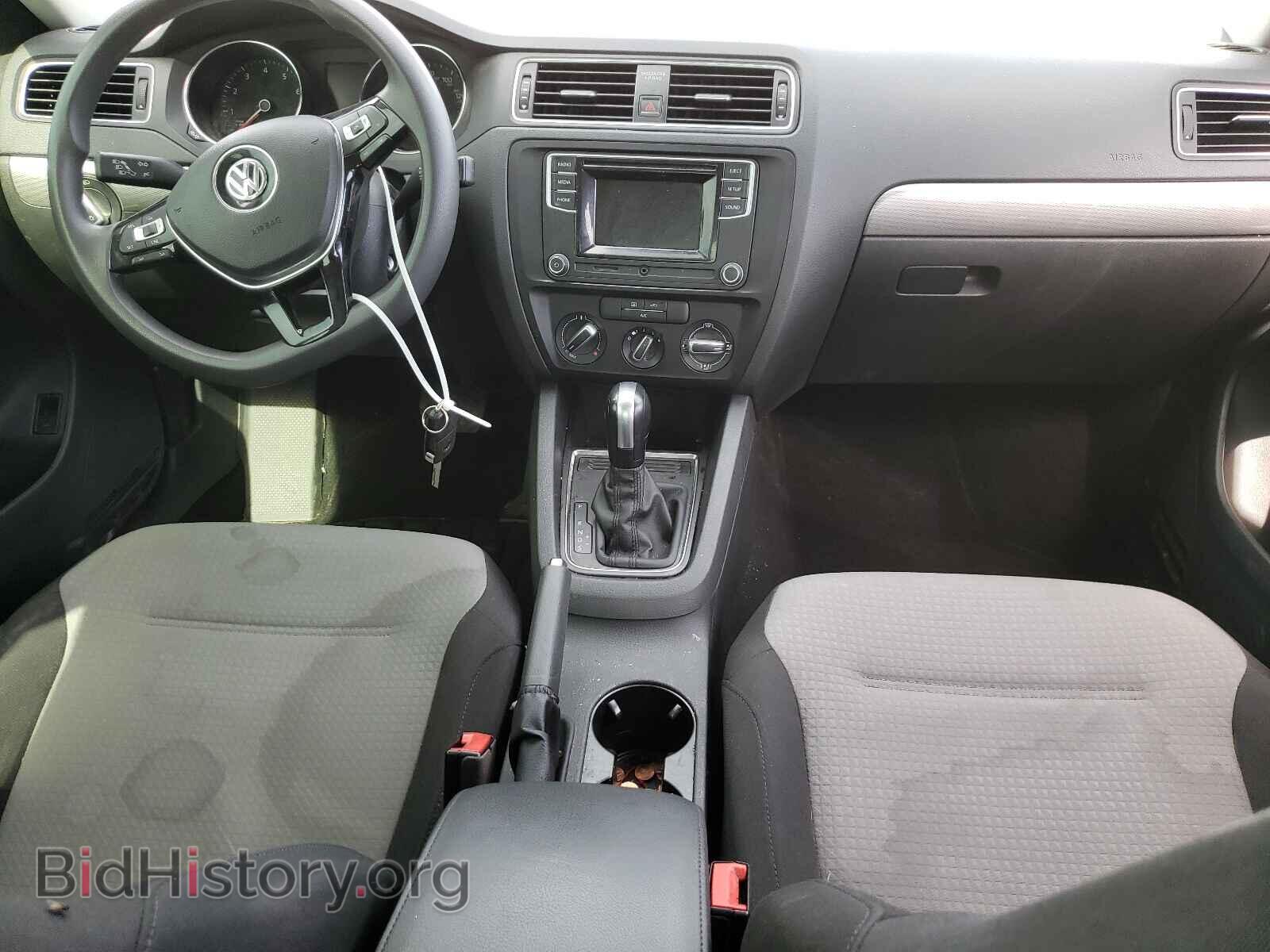 2017 VOLKSWAGEN JETTA - VIN: 3VW2B7AJXHM301853 - Фото 9