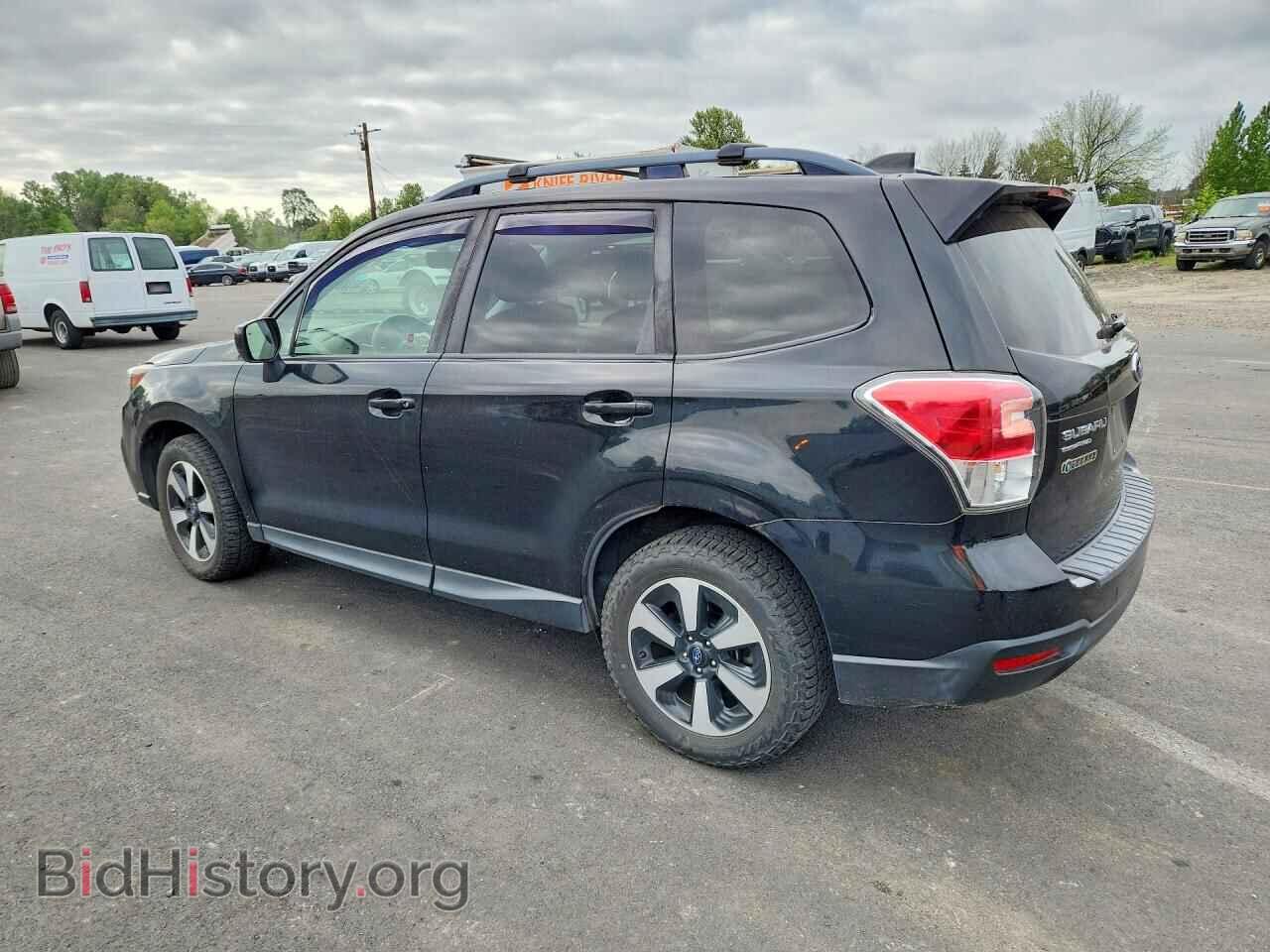 2017 SUBARU FORESTER - VIN: JF2SJAEC4HH415593 - Фото 2