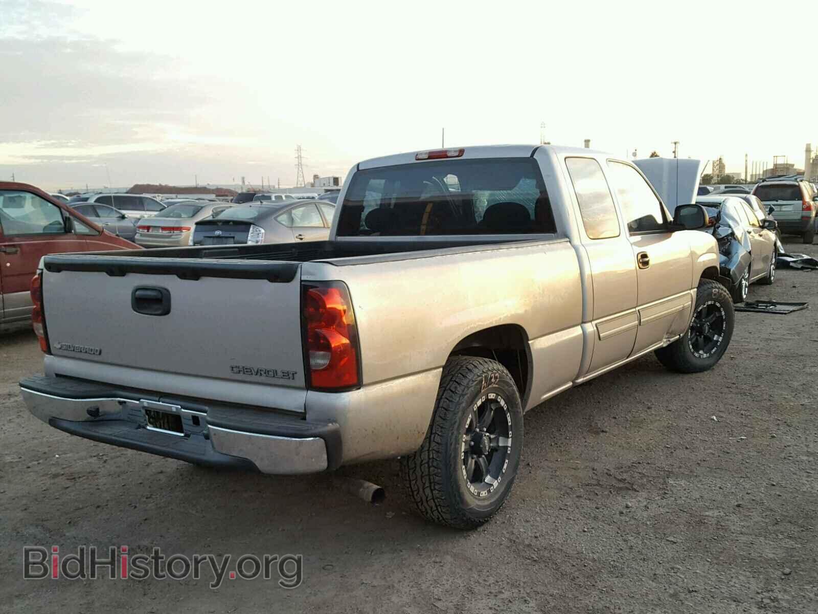 2005 CHEVROLET SILVERADO - VIN: 2GCEC19V651188763 - Photo 4