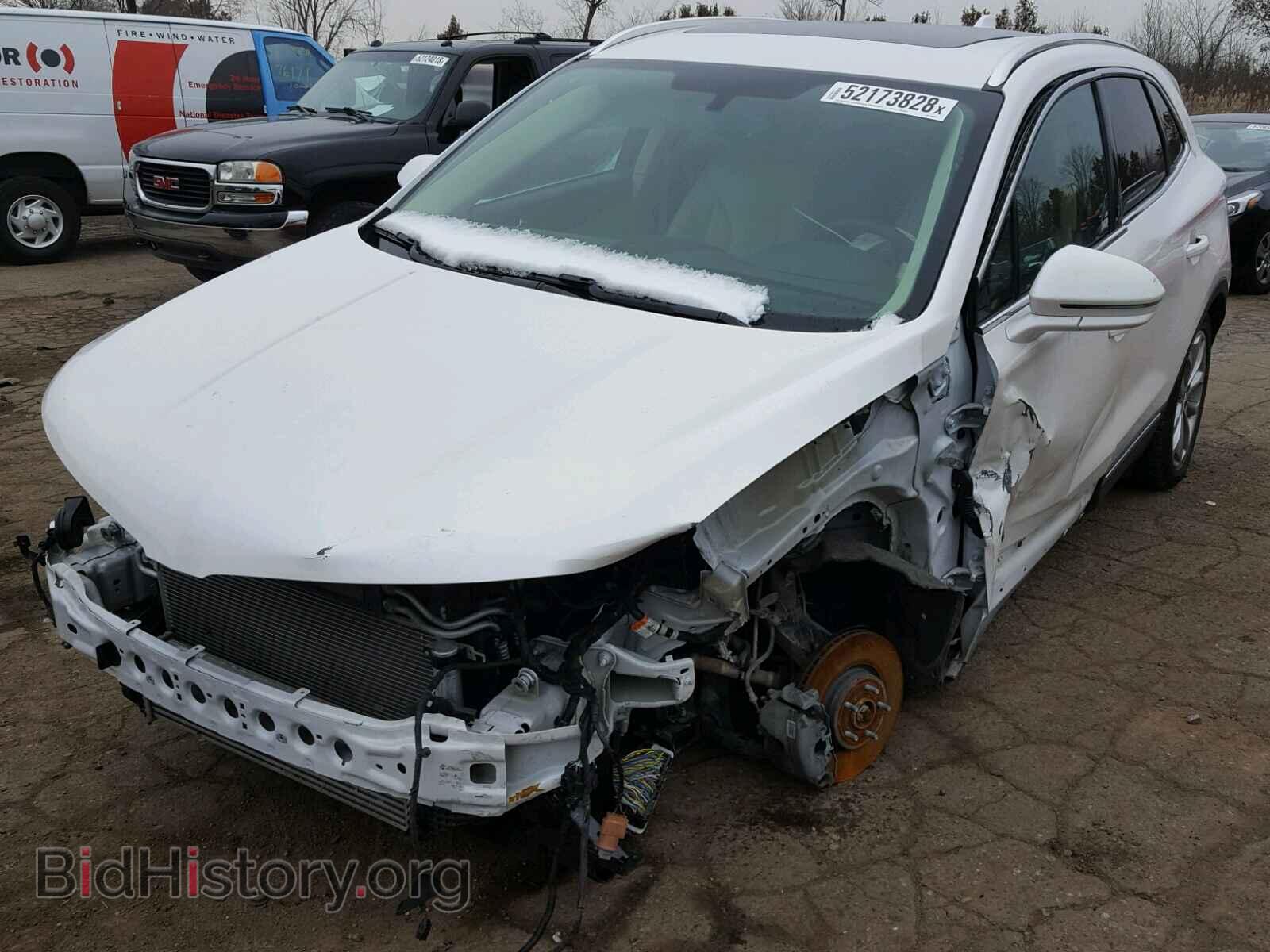 2017 LINCOLN MKC SELECT - VIN: 5LMCJ2C90HUL44957 - Фото 2