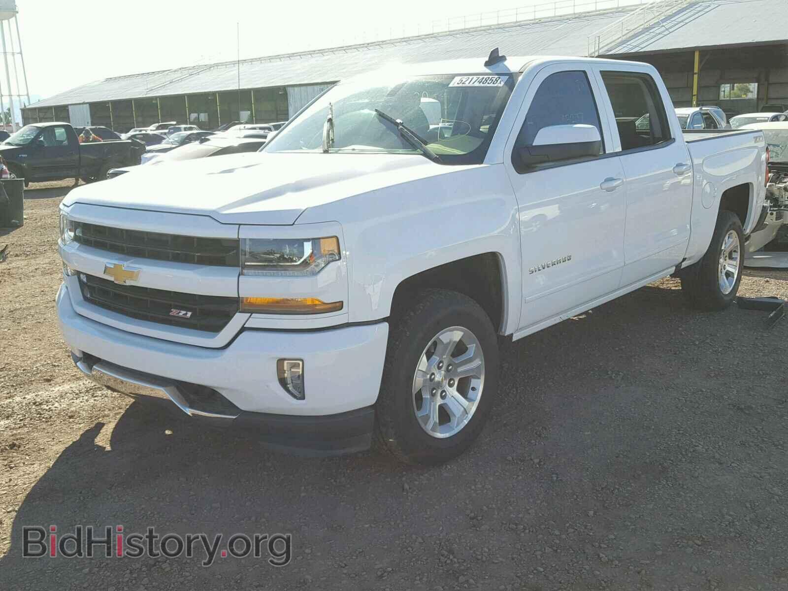 2017 CHEVROLET SILVERADO - VIN: 3GCUKREC4HG484247 - Фото 2