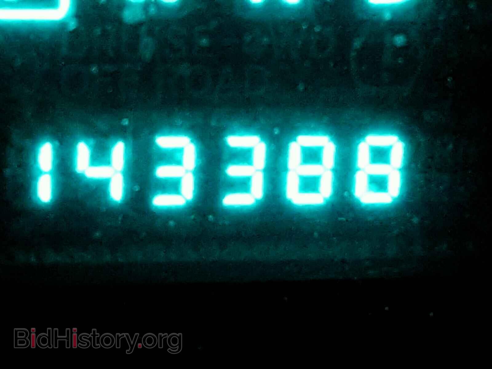 2010 DODGE AVENGER - VIN: 1B3CC1FB2AN175777 - Photo 8