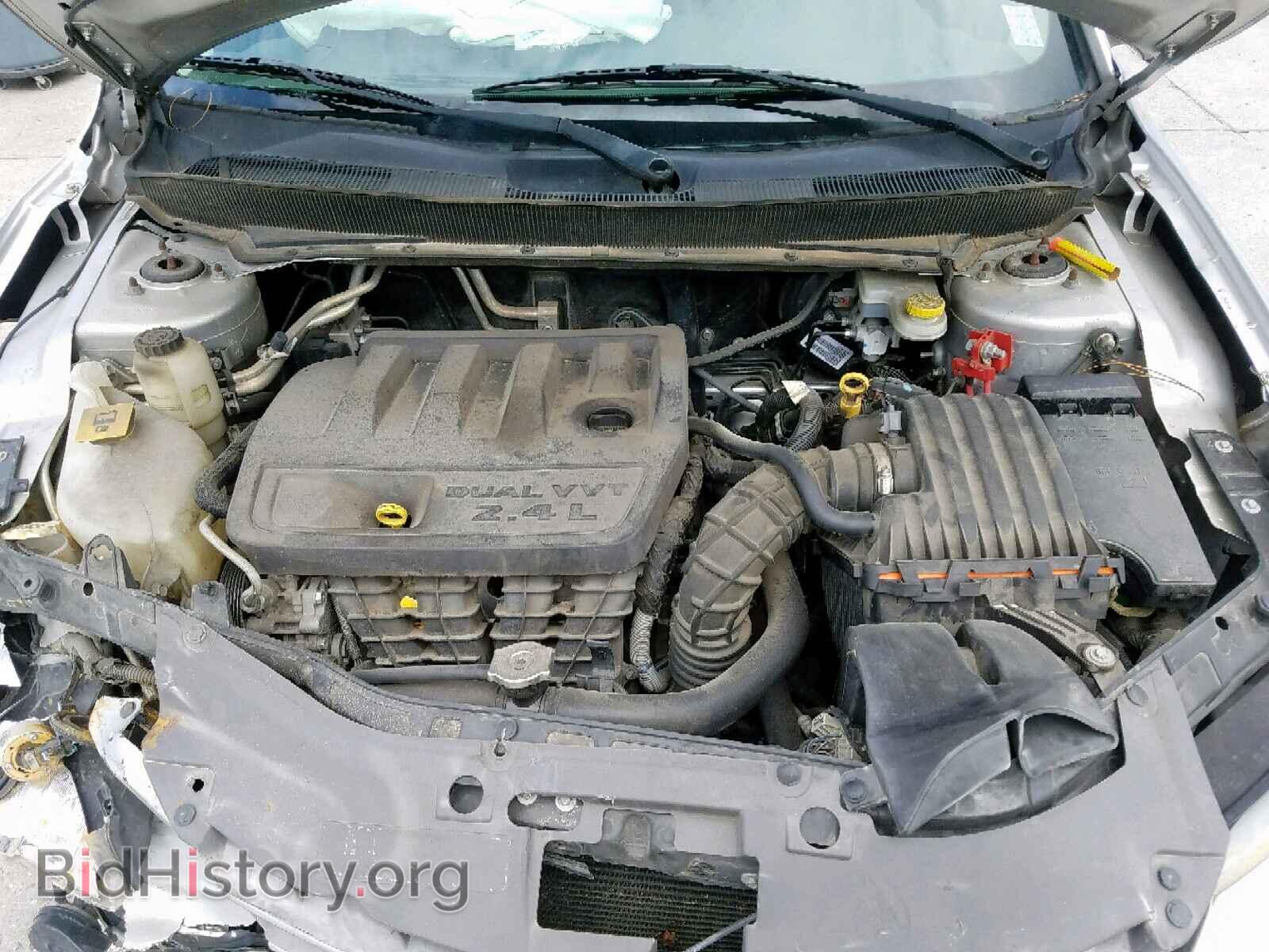 2010 CHRYSLER SEBRING - VIN: 1C3CC5FB9AN128000 - Фото 7