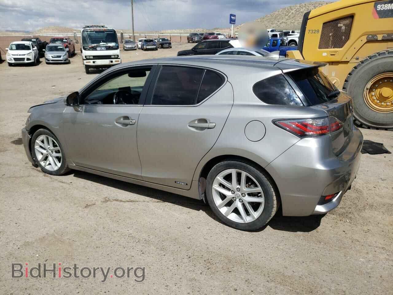 2017 LEXUS CT 200 - VIN: JTHKD5BHXH2287584 - Фото 2