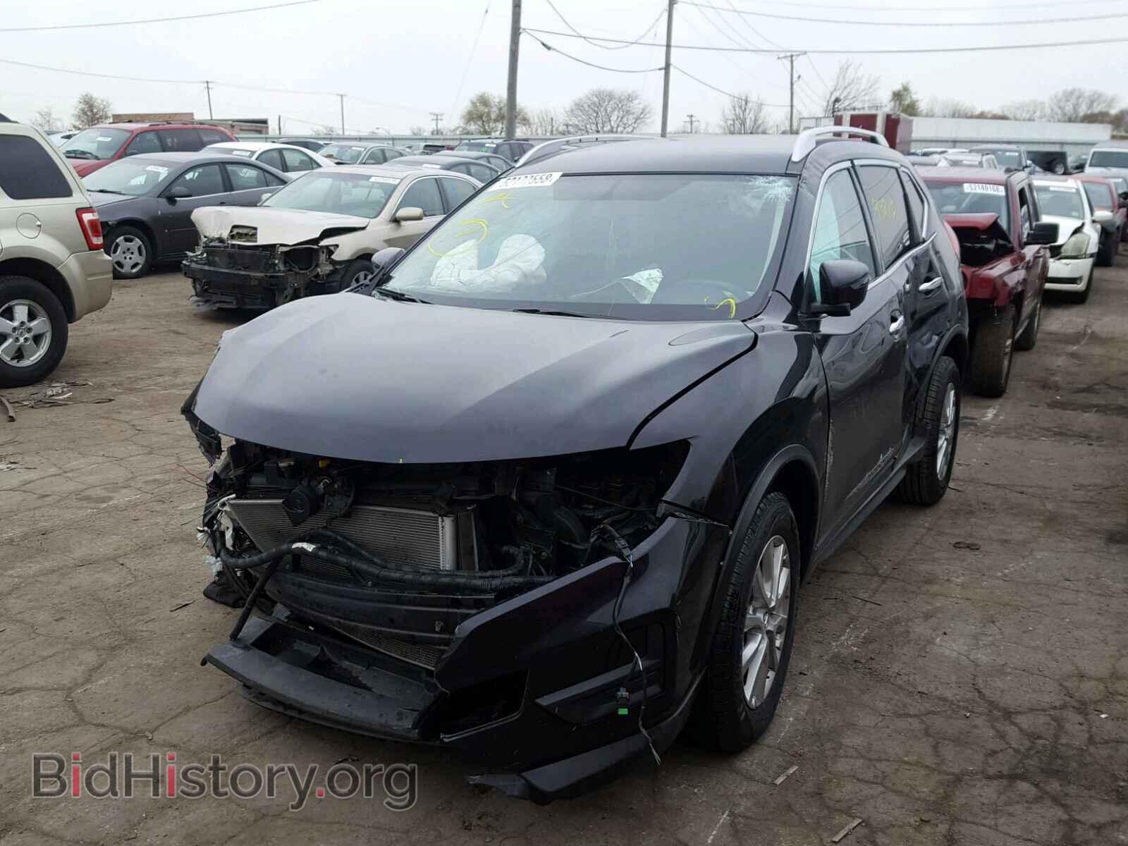 2017 NISSAN ROGUE S - VIN: KNMAT2MV4HP563634 - Фото 2