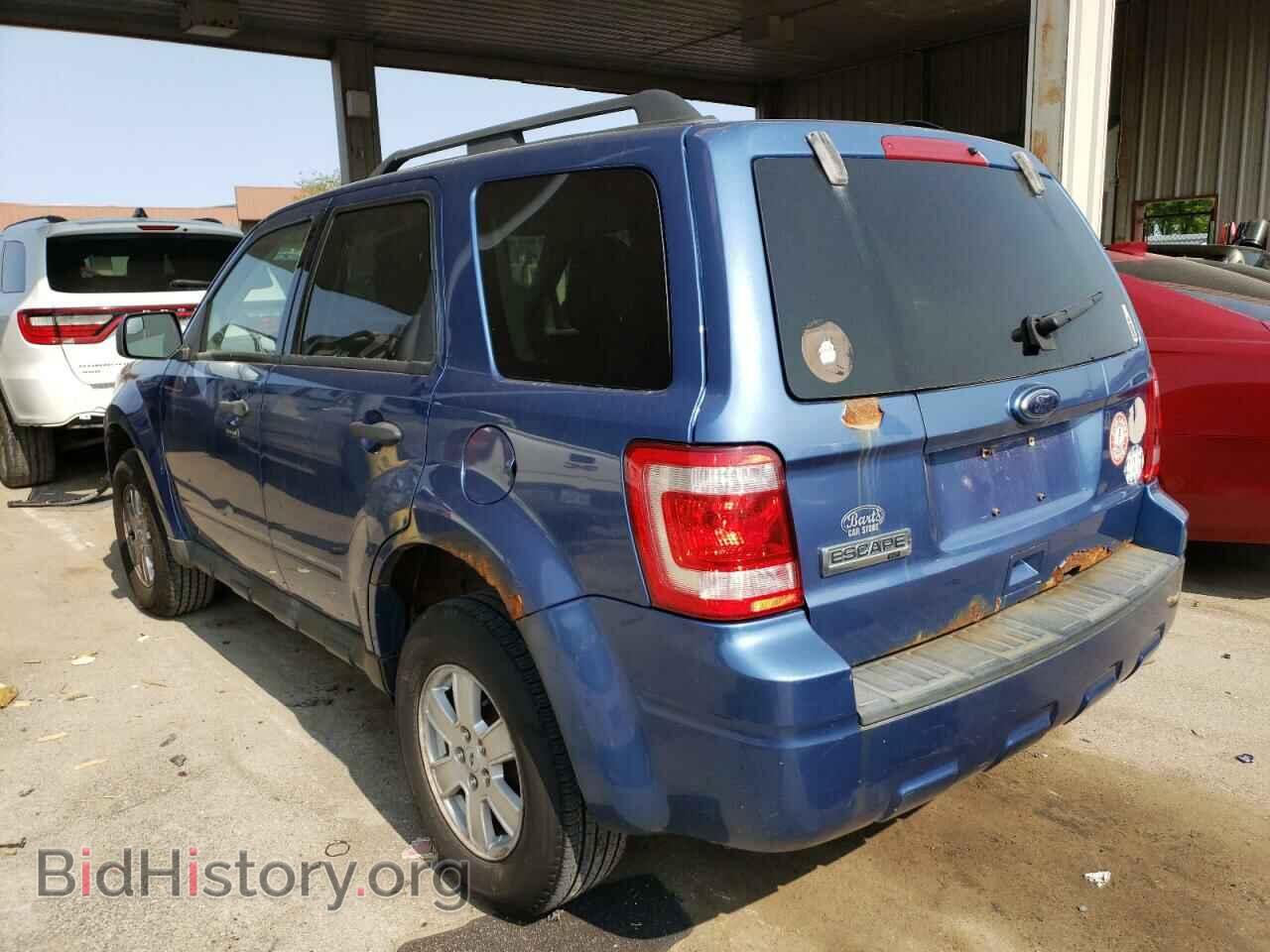 2010 FORD ESCAPE - VIN: 1FMCU0D76AKB28897 - Фото 2