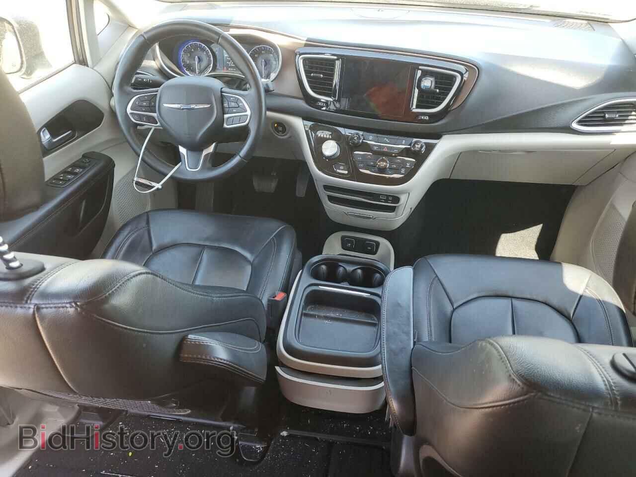 2017 CHRYSLER PACIFICA - VIN: 2C4RC1BG9HR704892 - Фото 8