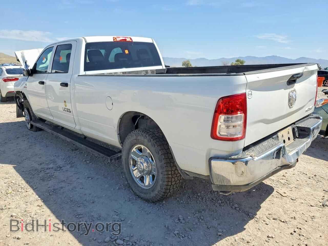 2024 RAM 2500 - VIN: 3C6UR5HL8RG226452 - Photo 2