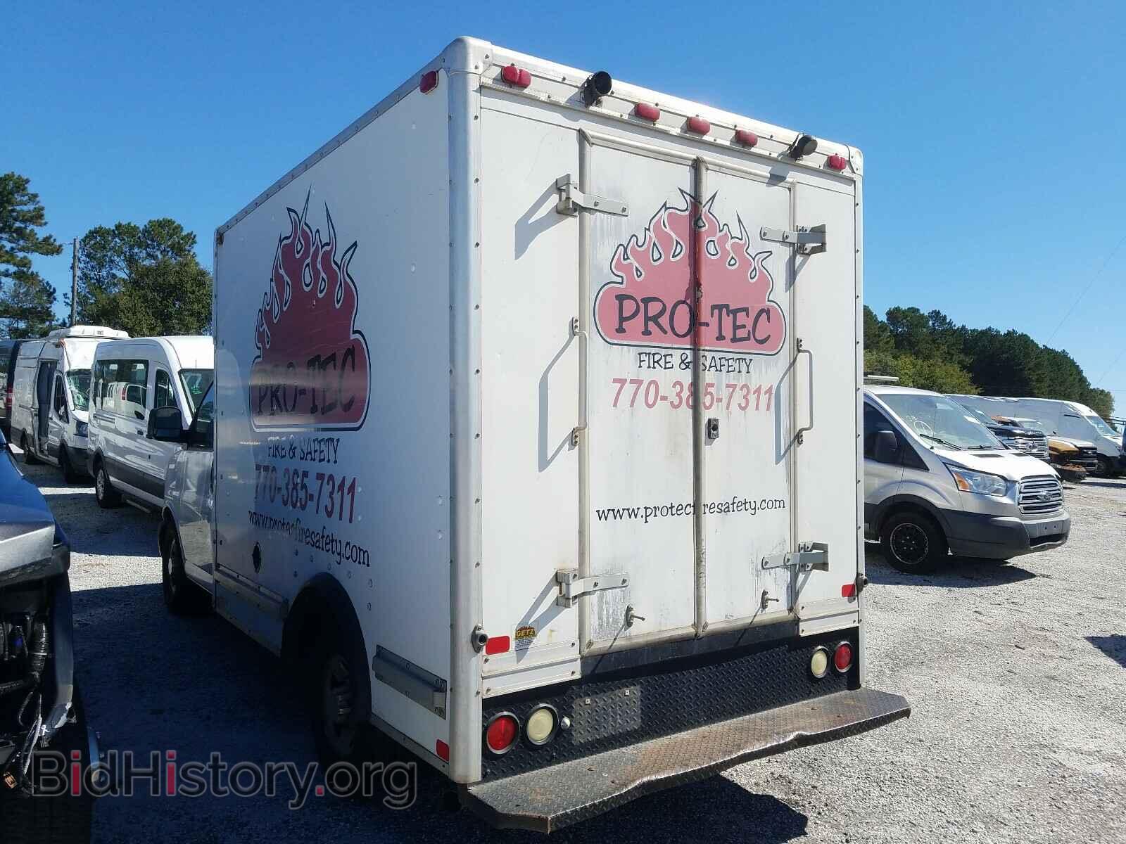 2010 CHEVROLET EXPRESS - VIN: 1GB3G2BG5A1152869 - Фото 3