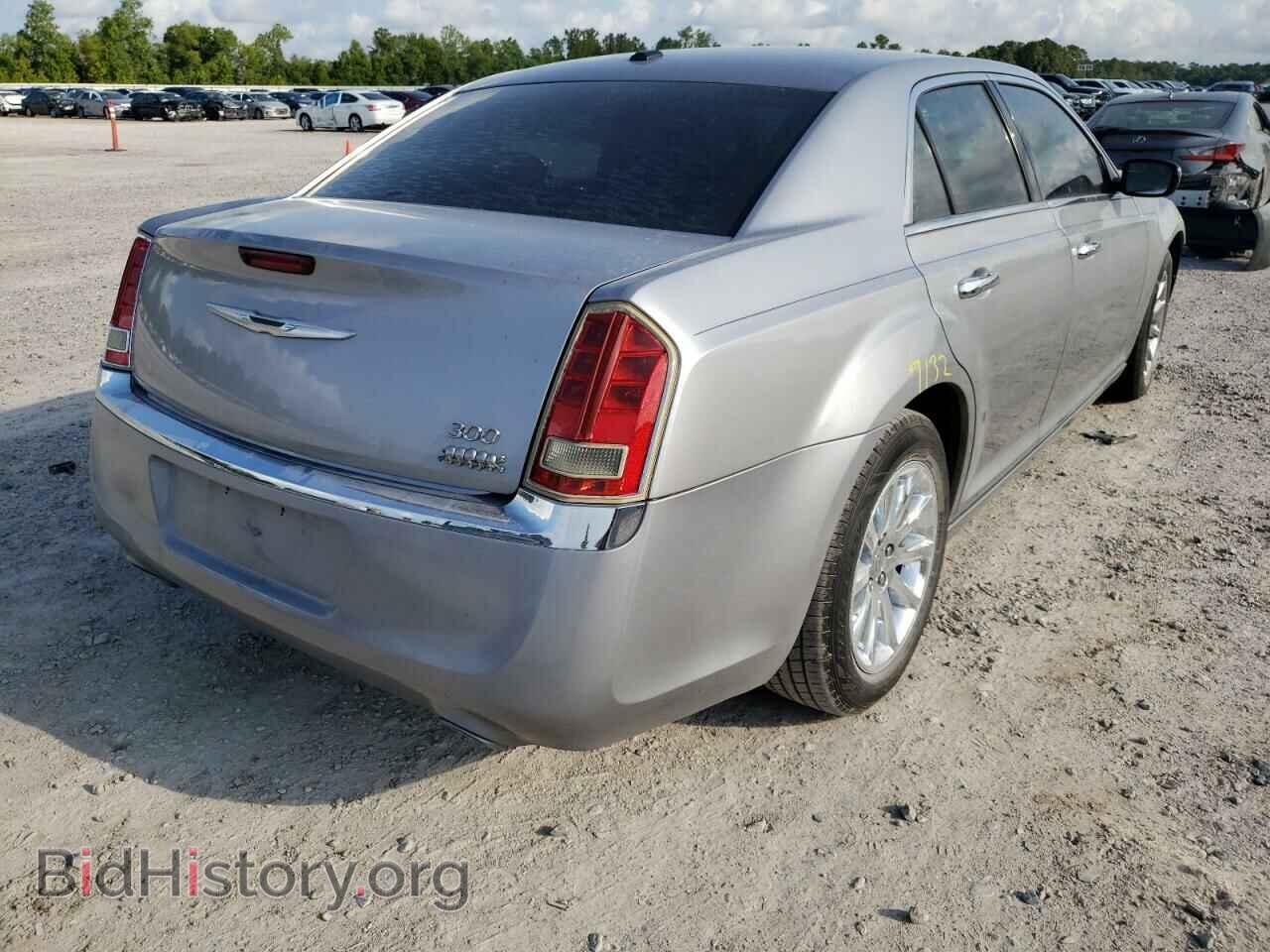 2011 CHRYSLER 300 - VIN: 2C3CA5CG3BH533771 - Фото 4