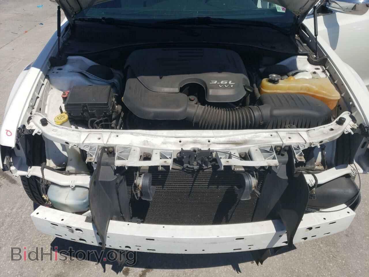 2013 CHRYSLER 300 - VIN: 2C3CCAAG9DH745597 - Фото 11
