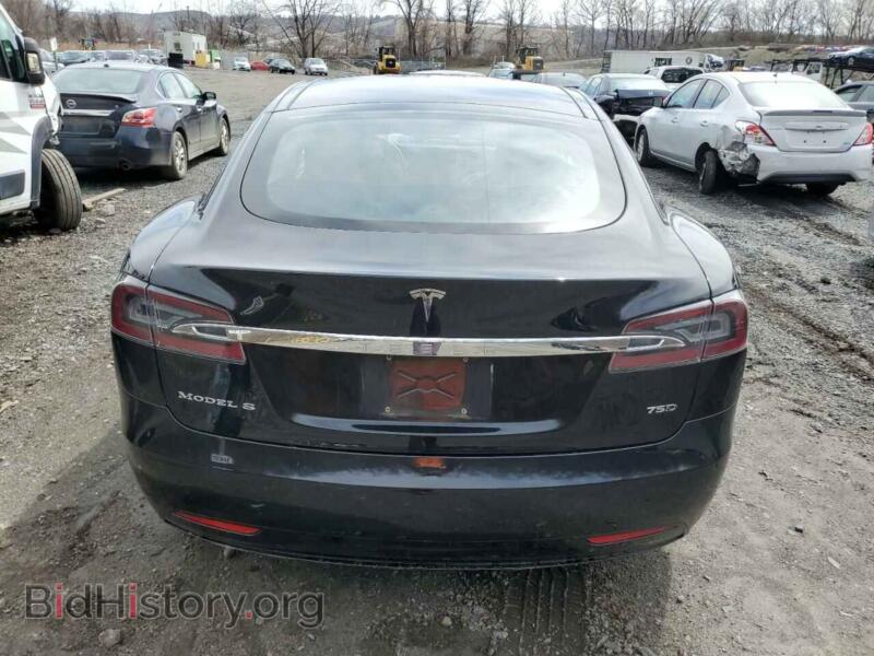 2016 Tesla MODEL S (VIN 5YJSA1E28GF168891) — фото 6 из 12