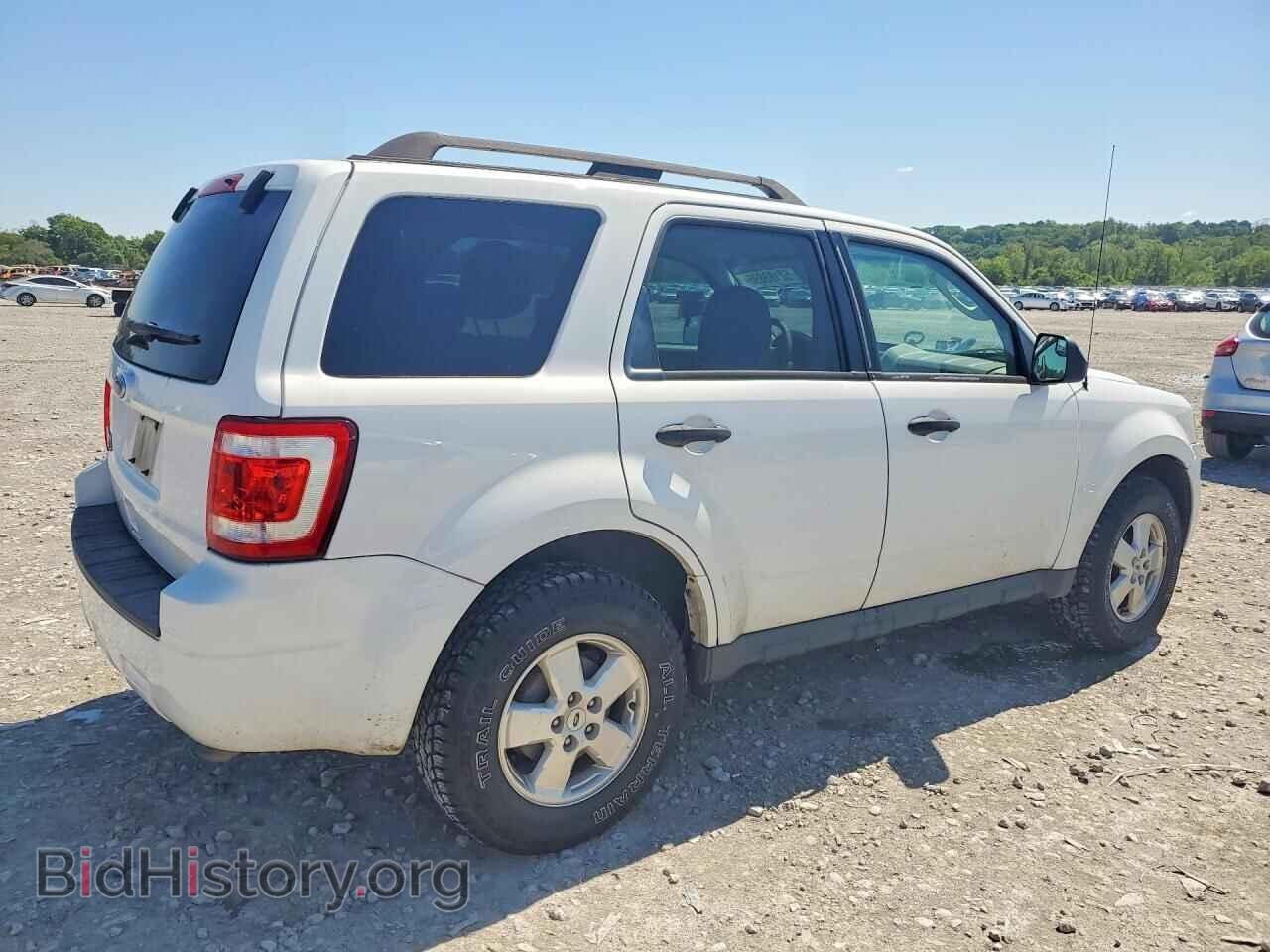 2011 FORD ESCAPE - VIN: 1FMCU0D73BKB74771 - Photo 3
