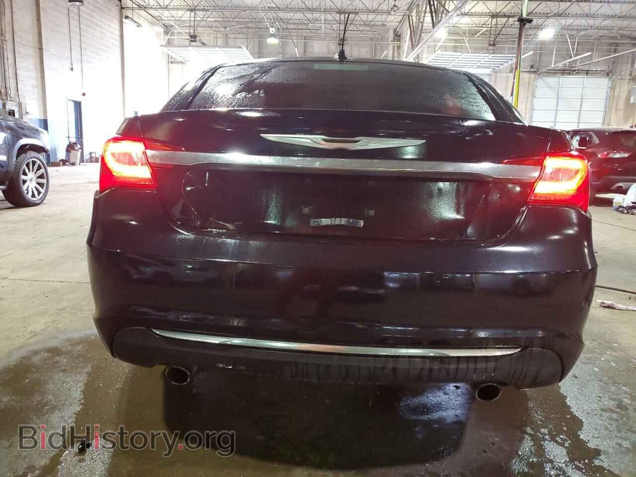 2012 CHRYSLER 200 - VIN: 1C3CCBCG2CN304581 - Фото 6