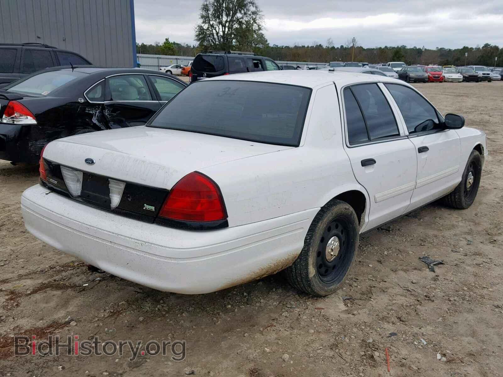 2011 FORD CROWN VIC - VIN: 2FABP7BV3BX128068 - Фото 4