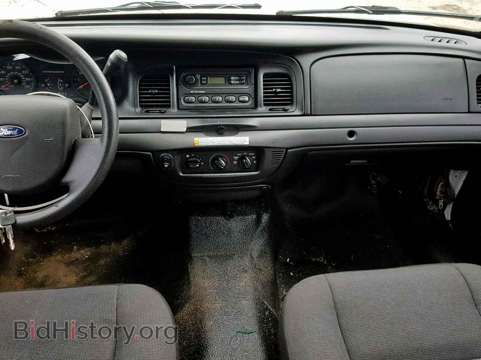 2011 FORD CROWN VIC - VIN: 2FABP7BV3BX128068 - Фото 9