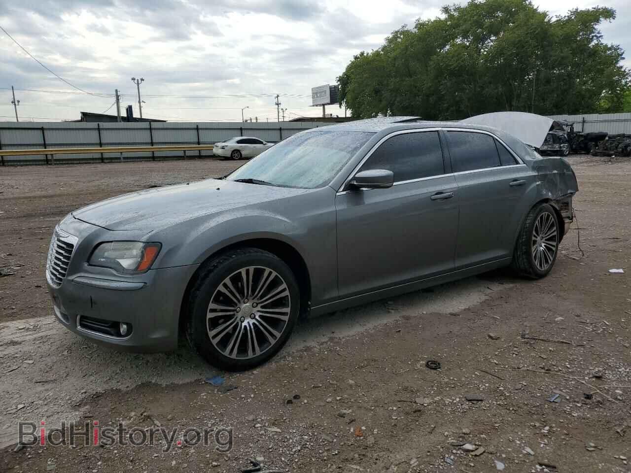 Фотография 2C3CCABG8CH140404 - CHRYSLER 300 2012