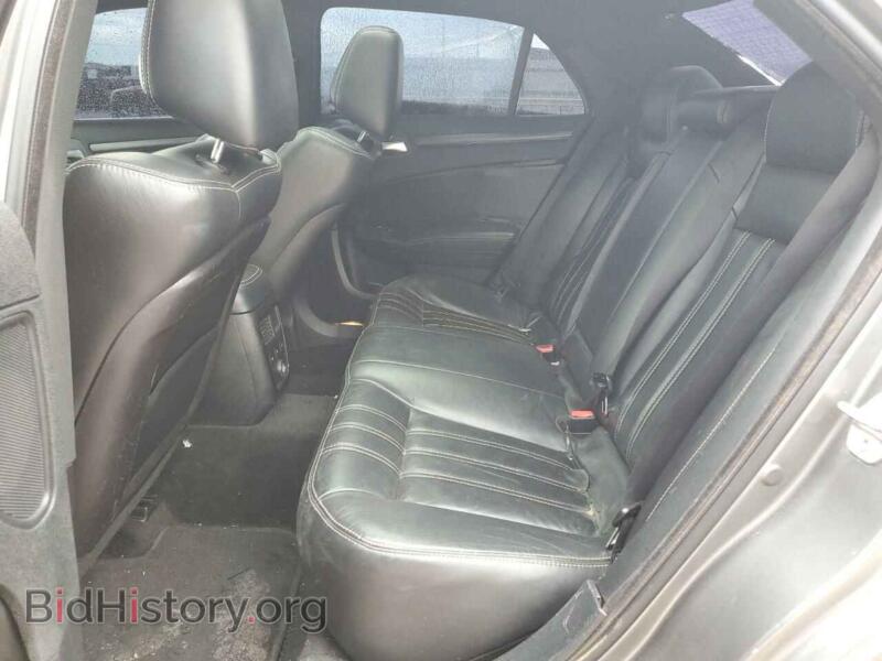 2012 Chrysler 300 (VIN 2C3CCABG8CH140404) — фото 10 из 12
