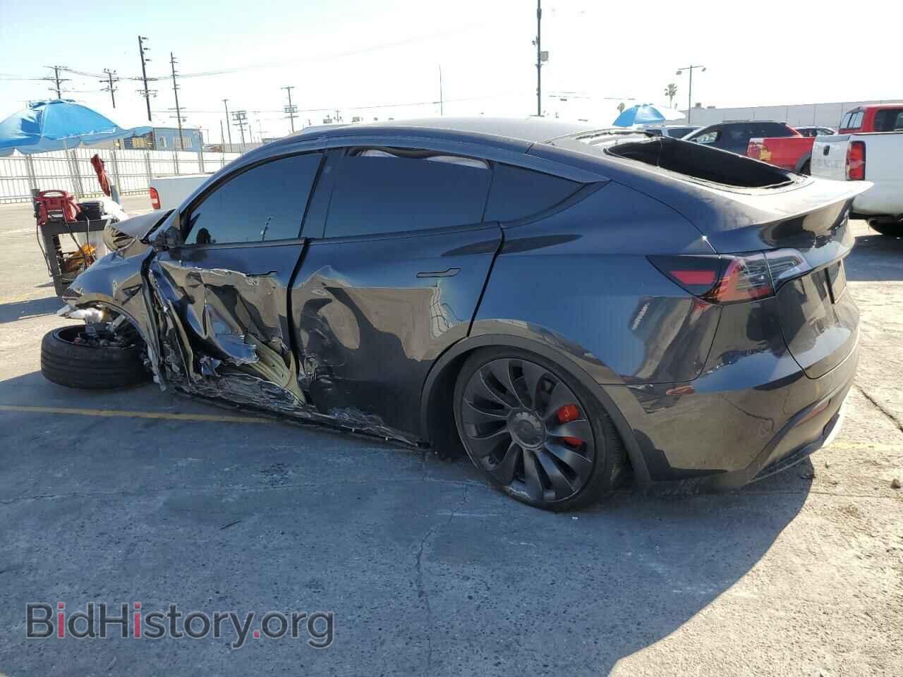 2024 TESLA MODEL Y - VIN: 7SAYGDEF9RF076837 - Photo 2