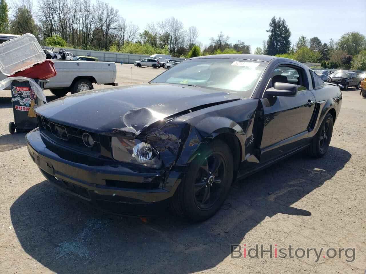 Photo 1ZVFT80N575370768 - FORD MUSTANG 2007