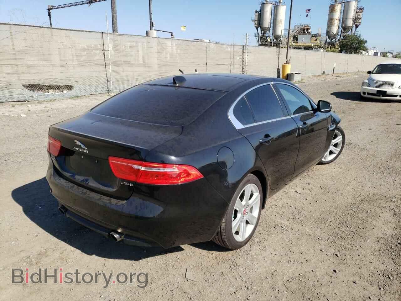 2017 JAGUAR XE - VIN: SAJAE4BG3HA964283 - Фото 4