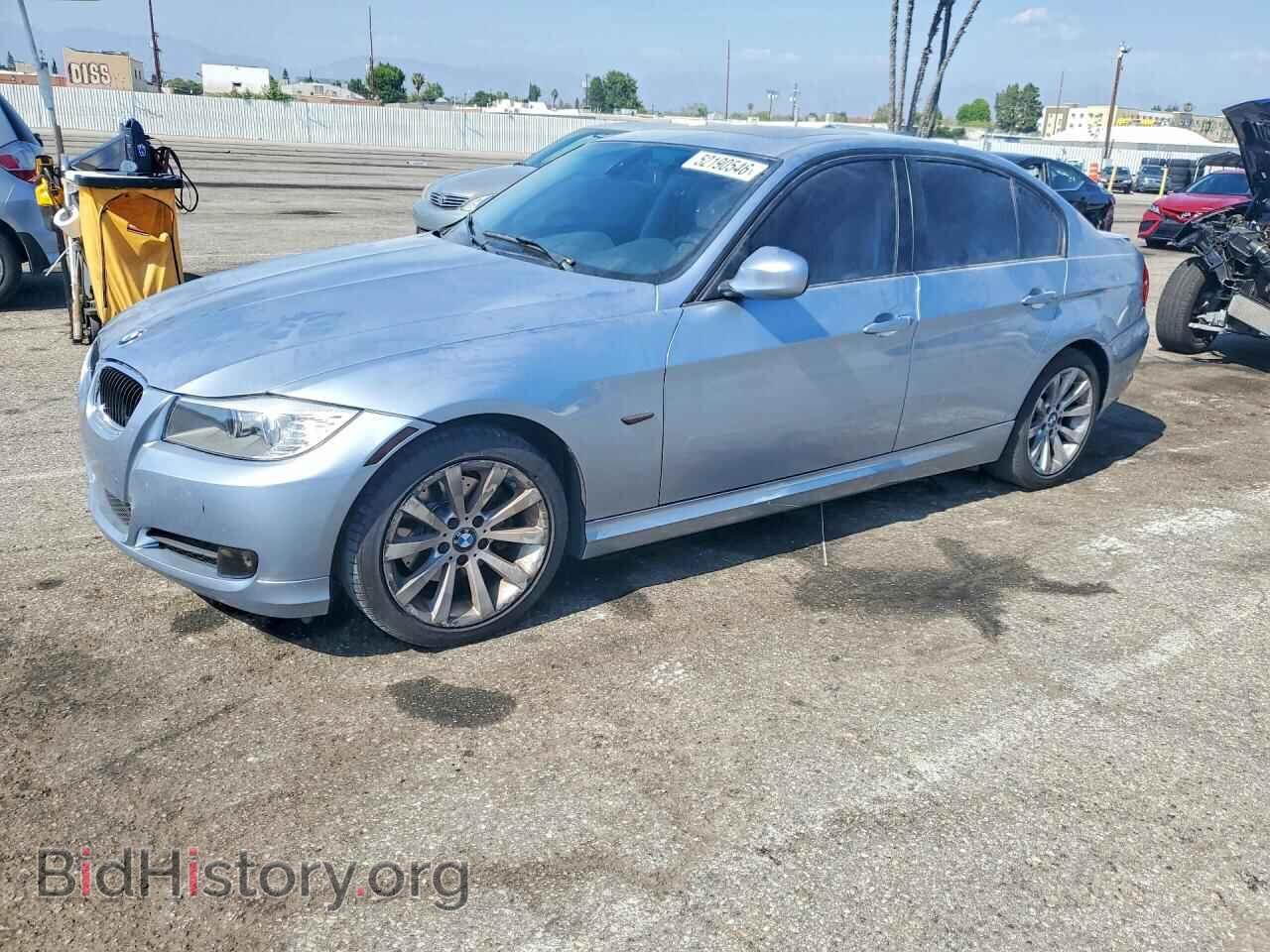 Фотография WBAPH5G53BNM80642 - BMW 3 SERIES 2011