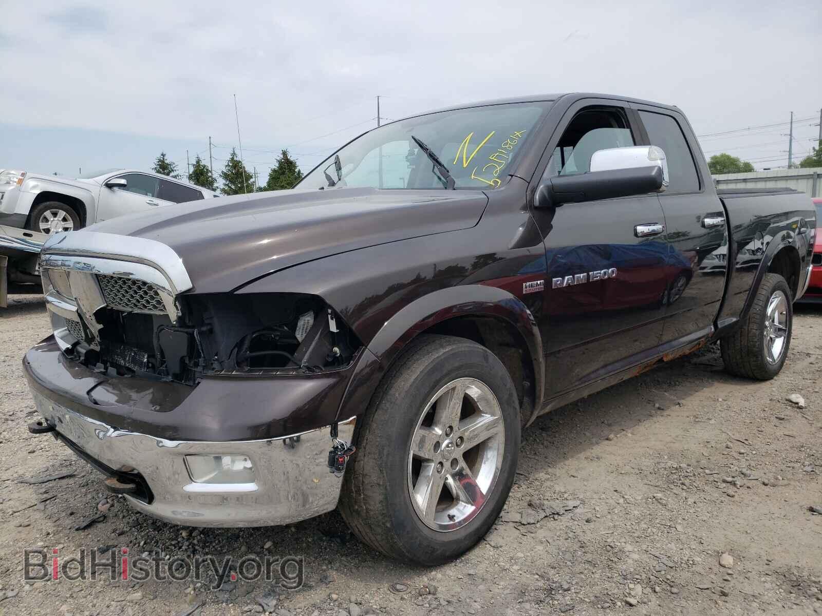 2011 DODGE RAM 1500 - VIN: 1D7RV1GT5BS670140 - Фото 2
