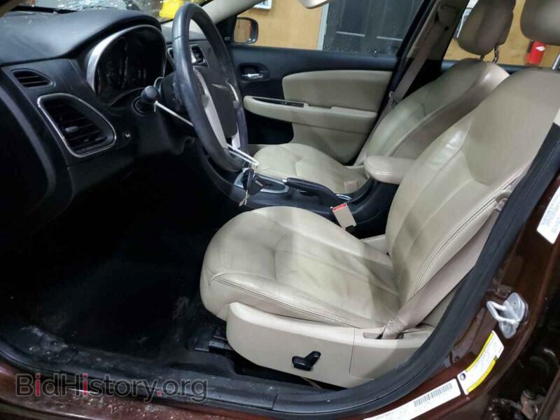 2013 Chrysler 200 (VIN 1C3CCBCG1DN539992) — photo 7 of 14