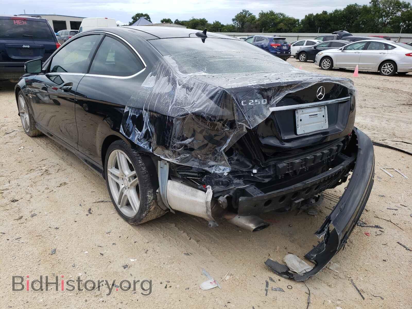 2012 MERCEDES-BENZ C-CLASS - VIN: WDDGJ4HB2CF810973 - Фото 3