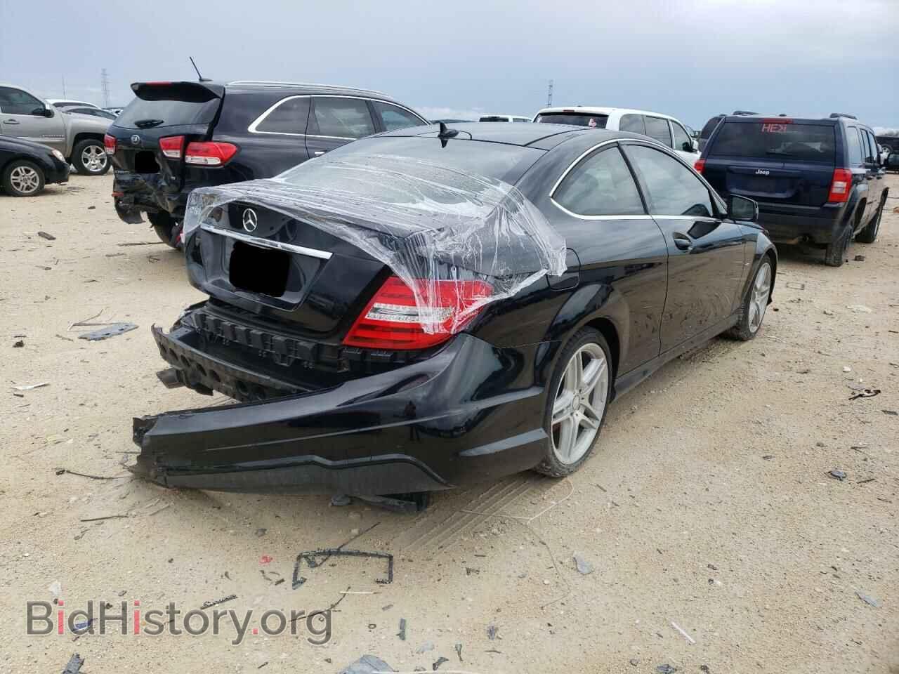 2012 MERCEDES-BENZ C-CLASS - VIN: WDDGJ4HB2CF810973 - Фото 4
