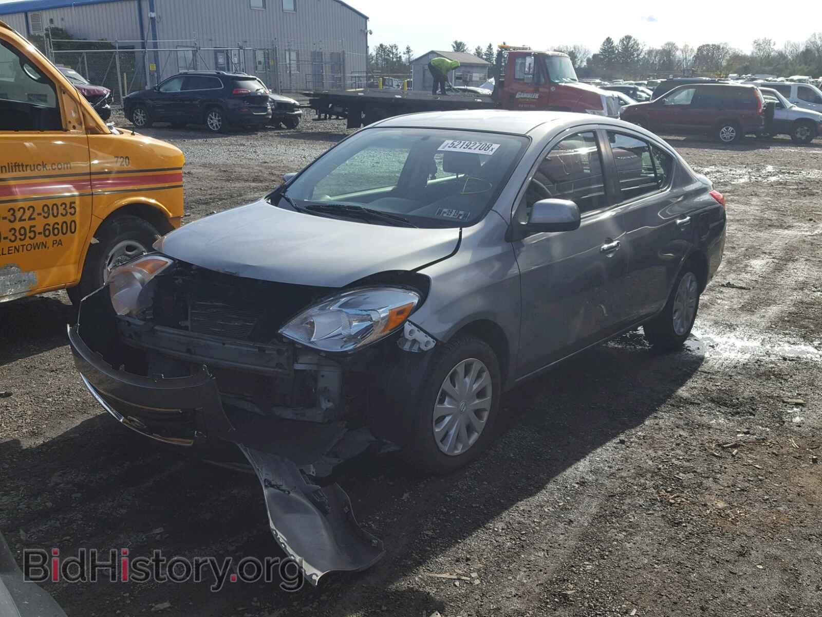 2012 NISSAN VERSA - VIN: 3N1CN7AP2CL820447 - Фото 2