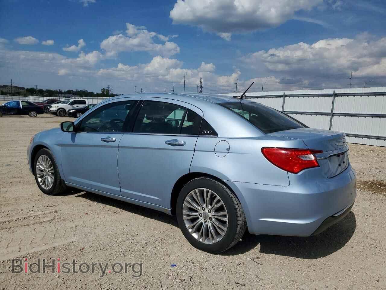 2013 CHRYSLER 200 - VIN: 1C3CCBCG5DN598110 - Фото 2