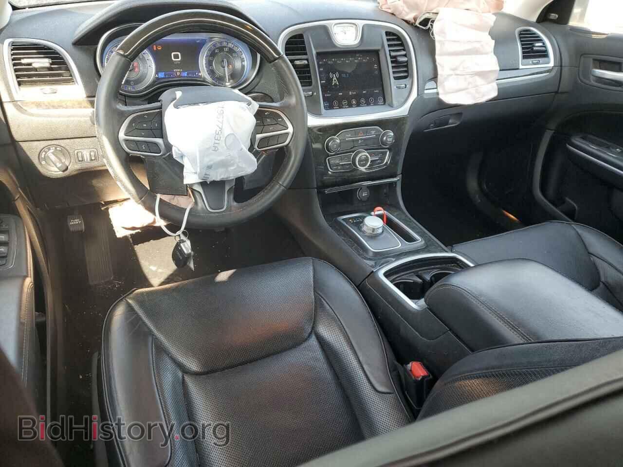 2019 CHRYSLER 300 - VIN: 2C3CCAEG4KH609787 - Фото 8