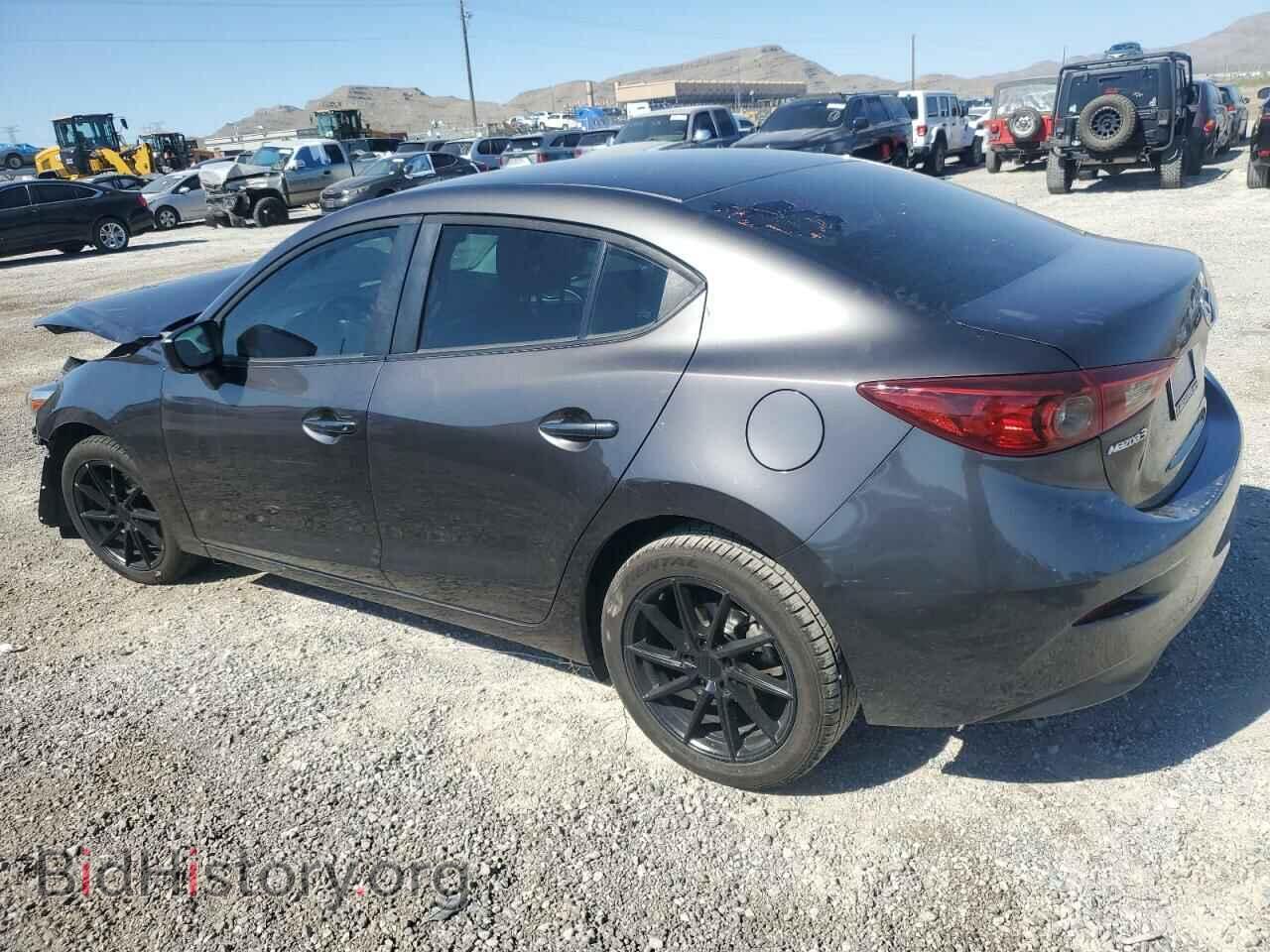 2018 MAZDA 3 - VIN: 3MZBN1U76JM176330 - Фото 2