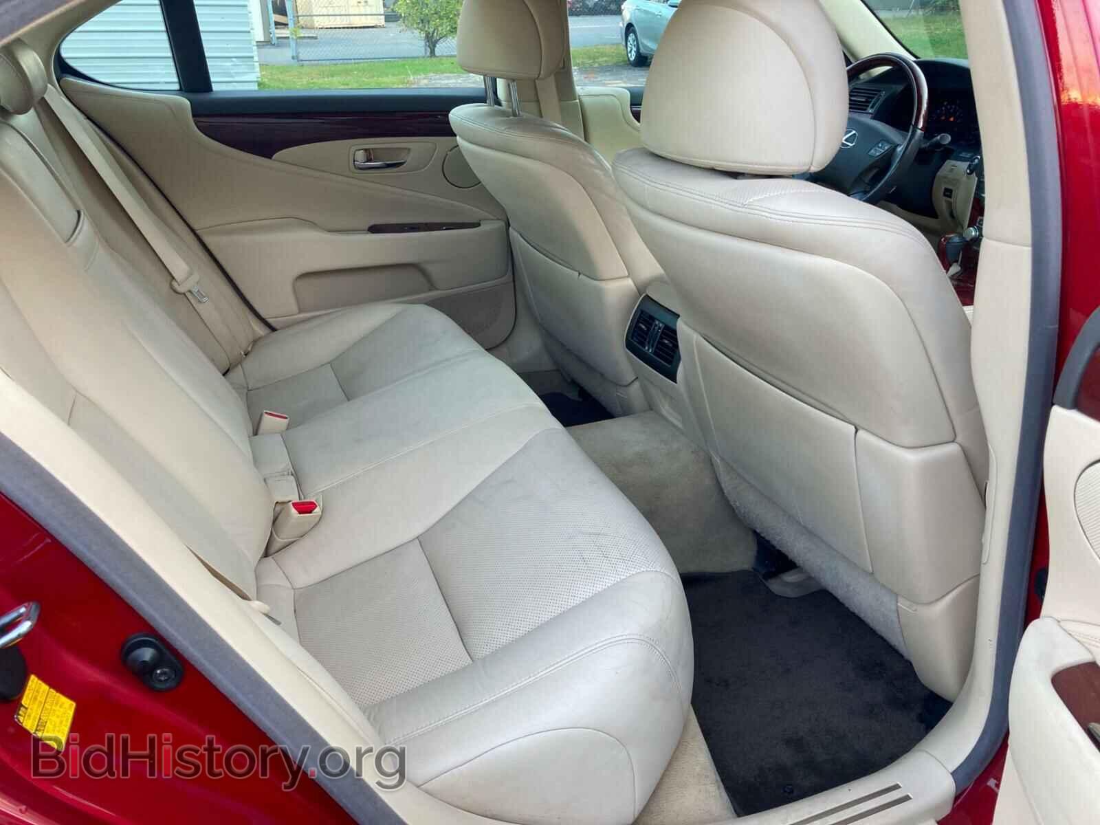 2011 LEXUS LS460 - VIN: JTHBL5EF4B5102724 - Фото 6