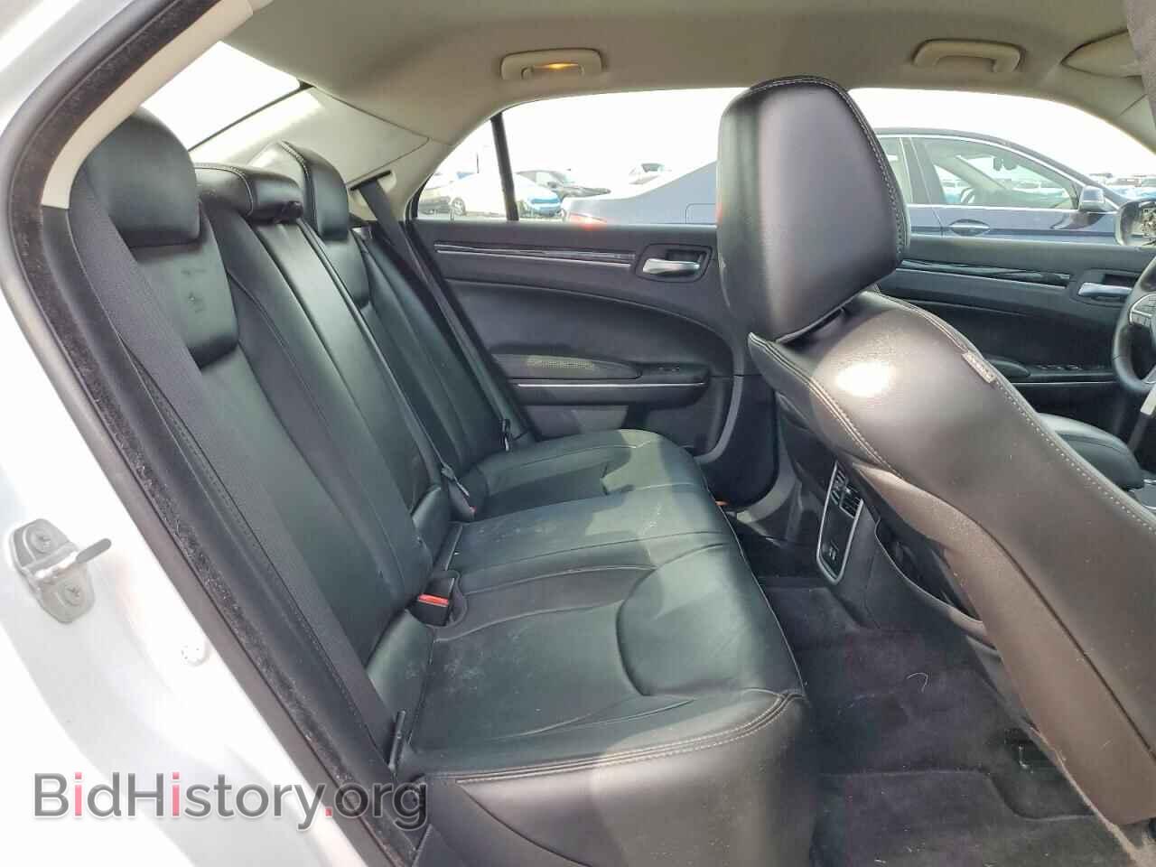 2015 CHRYSLER 300 - VIN: 2C3CCAAG2FH779741 - Фото 10