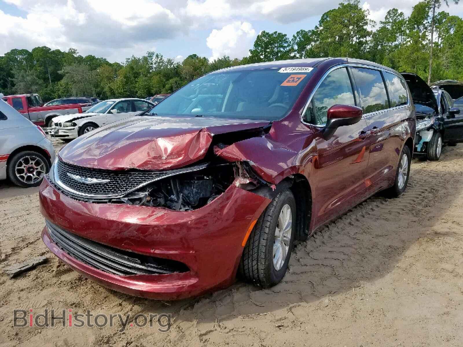 2017 CHRYSLER PACIFICA T - VIN: 2C4RC1DGXHR676842 - Photo 2
