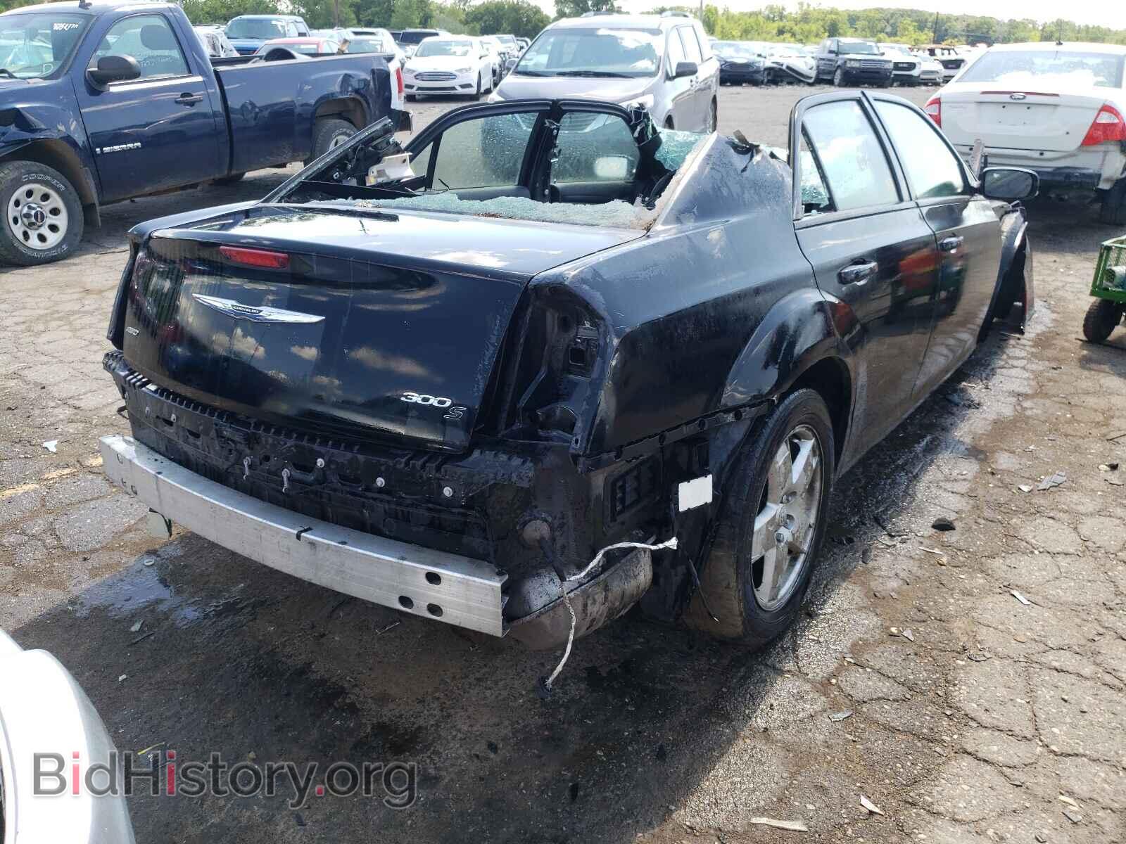 2016 CHRYSLER 300 - VIN: 2C3CCAGG5GH304903 - Фото 4