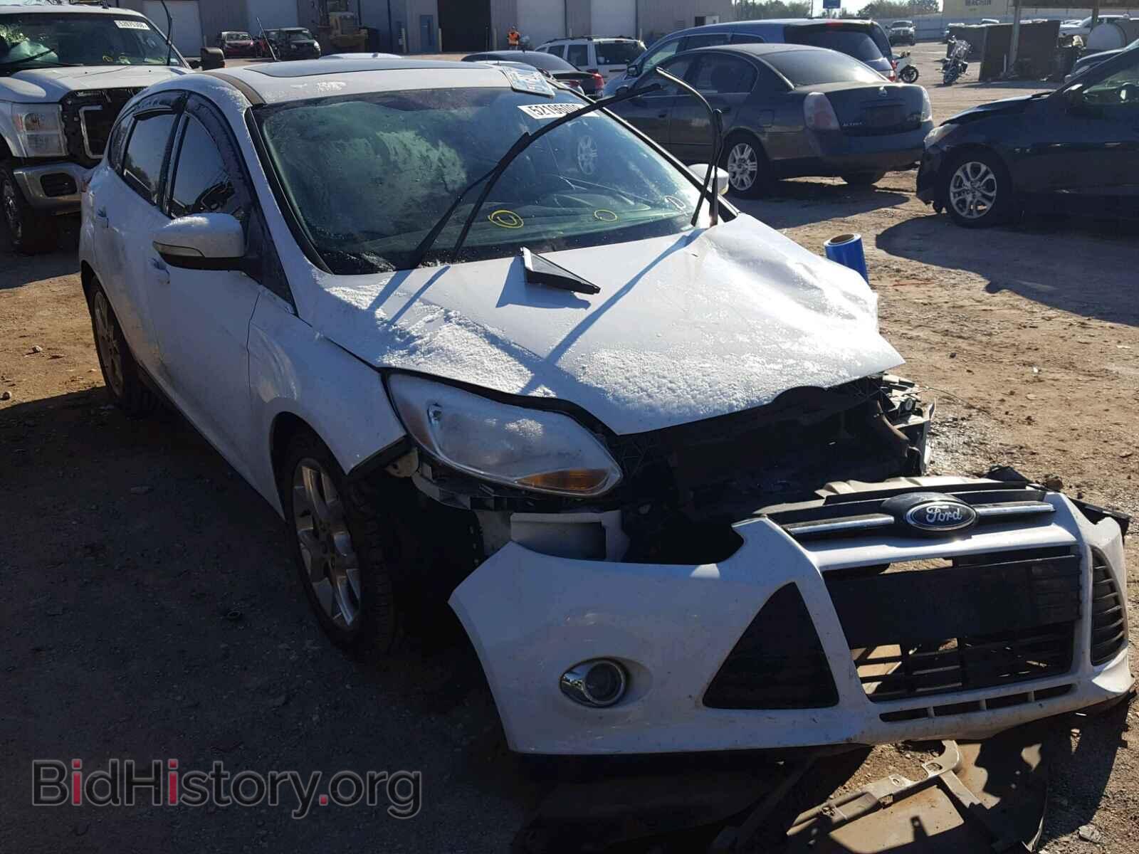 Photo 1FAHP3M23CL371108 - FORD FOCUS 2012