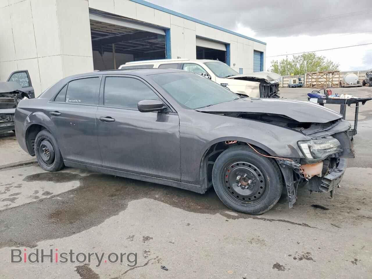 2016 CHRYSLER 300 - VIN: 2C3CCAAG9GH197606 - Фото 4