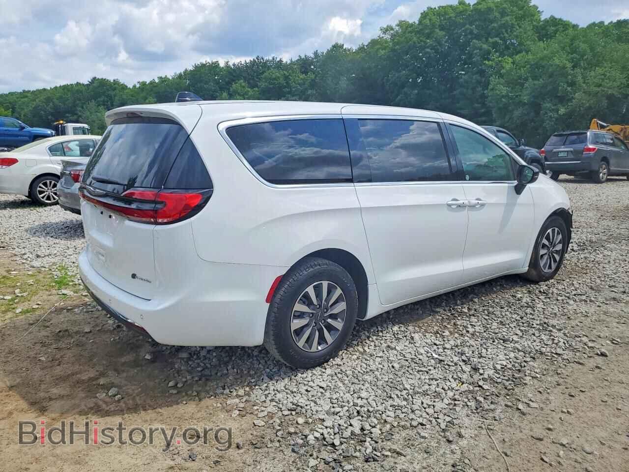 2025 CHRYSLER PACIFICA - VIN: 2C4RC1S73SR573126 - Photo 3