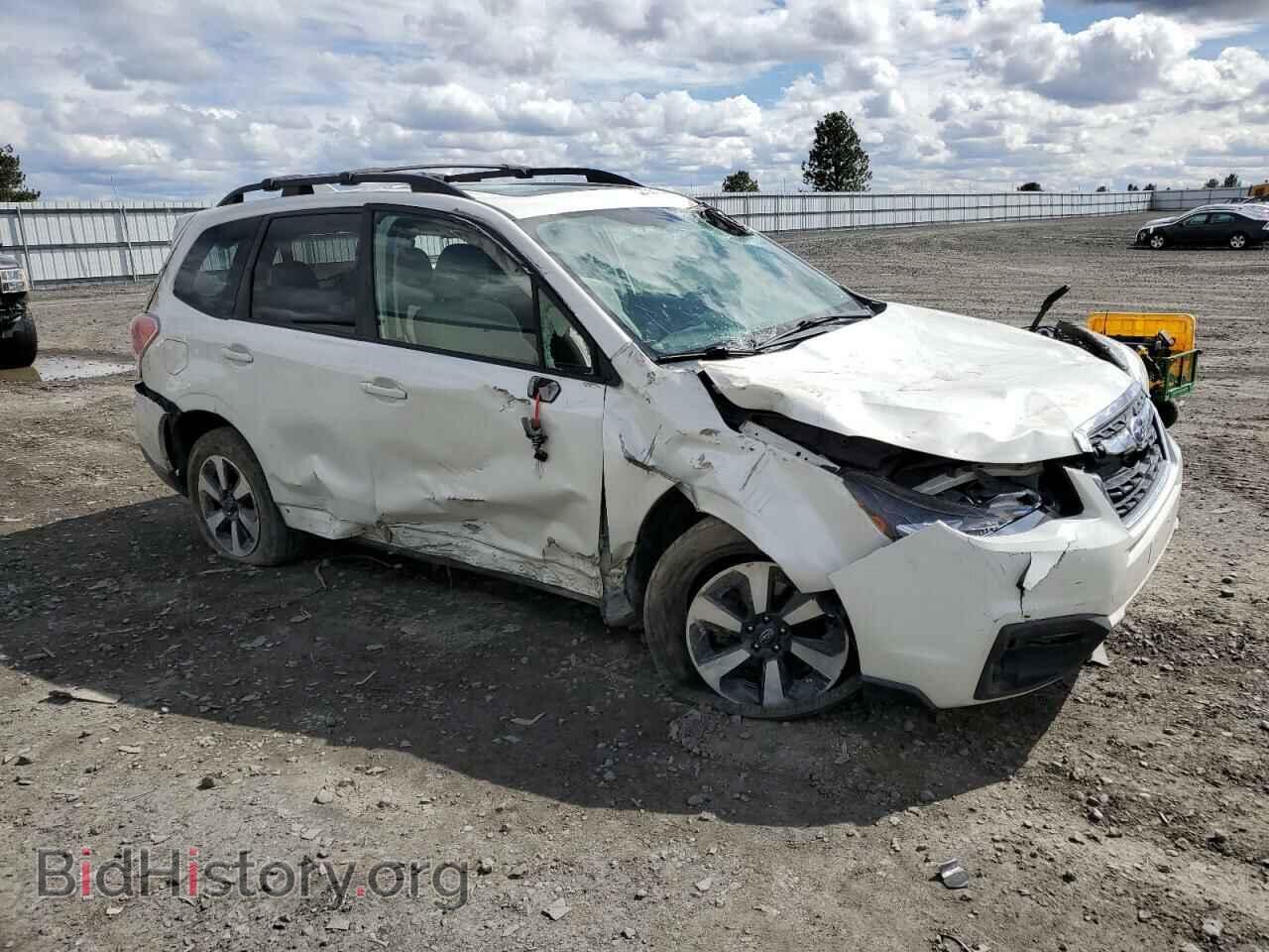 2017 SUBARU FORESTER - VIN: JF2SJAEC1HH444310 - Фото 4